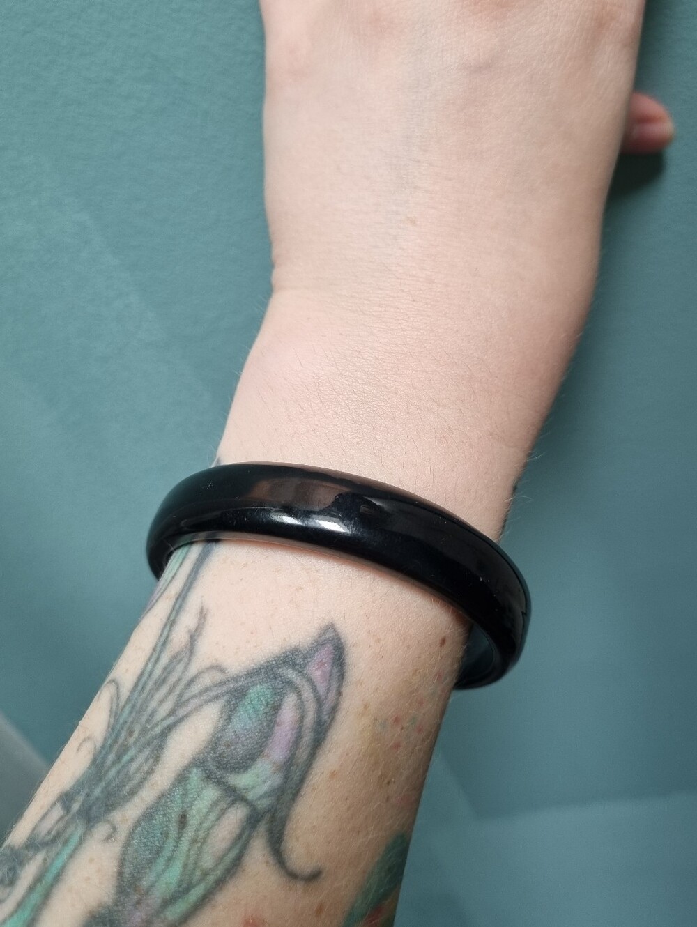 Unknown | Simple Black Plastic Bangle